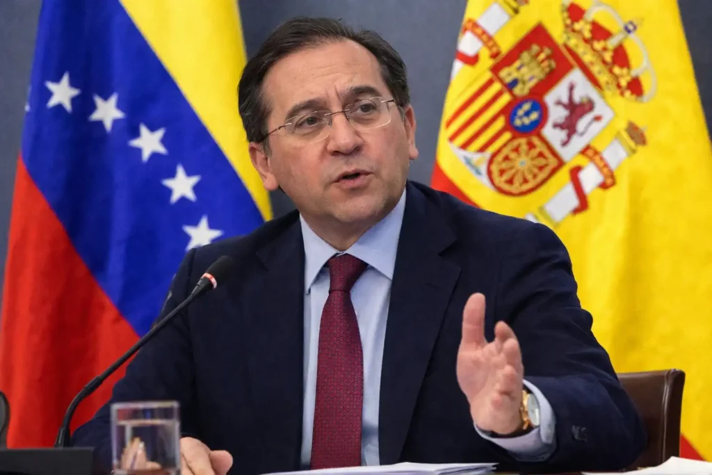 Albares reivindica la gestión del Gobierno con Venezuela