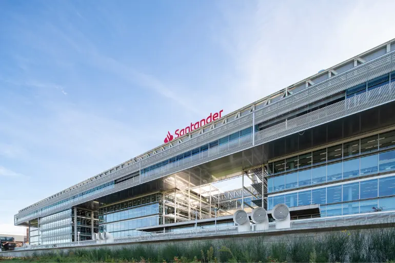 La banca española pulveriza récords y supera los 33.000 millones de beneficios La banca española pulveriza récords y supera los 33.000 millones