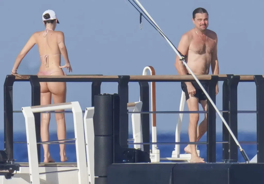 DiCaprio y su novia, Vittoria Ceretti, a bordo de un megayate | Cordon Press