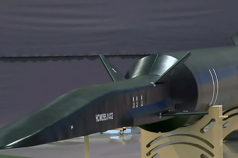 Irán exhibe su poder balístico: estos son sus tres misiles más potentes… y el cuarto que más preocupa a Occidente Irán exhibe su poder balísticoIrán exhibe su poder balístico