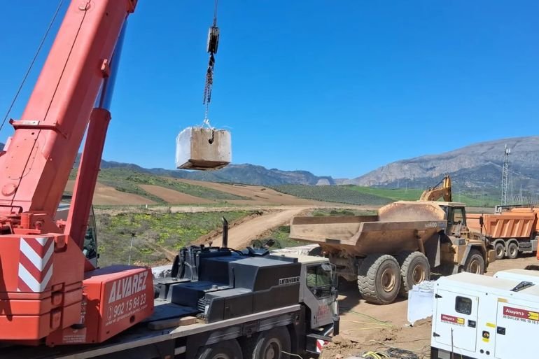 Adif Álora inicia desmontaje muro AVE seguro