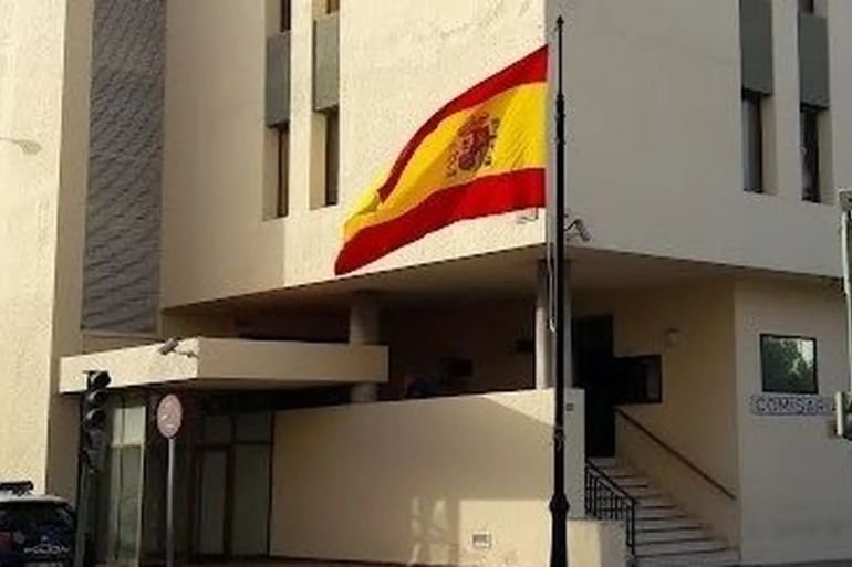 Peligroso “juego” de menores provoca daños a coches en Fuengirola
