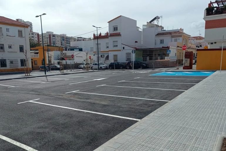 Málaga suma 32 plazas de parking en Jorge Loring por obras del metro Málaga estrena 32 plazas de parking en Jorge Loring por obras del metro