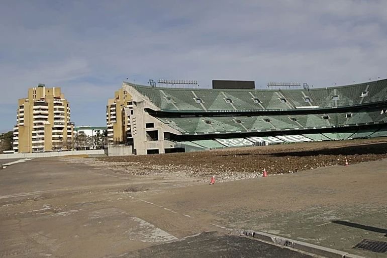 El Betis ajusta el proyecto del Villamarín y mantiene el presupuesto en 170 millones El Betis ajusta el proyecto del Villamarín