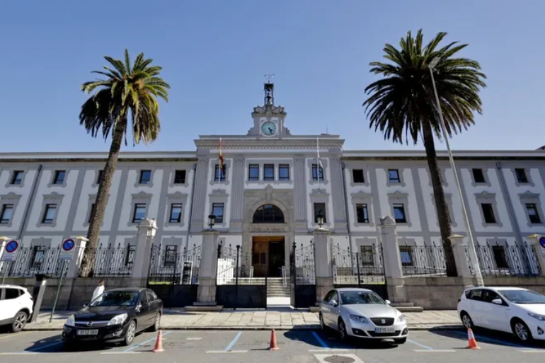 Juicio en A Coruña por presunta agresión sexual enfrenta versiones contradictorias y dudas sobre la credibilidad de la víctima