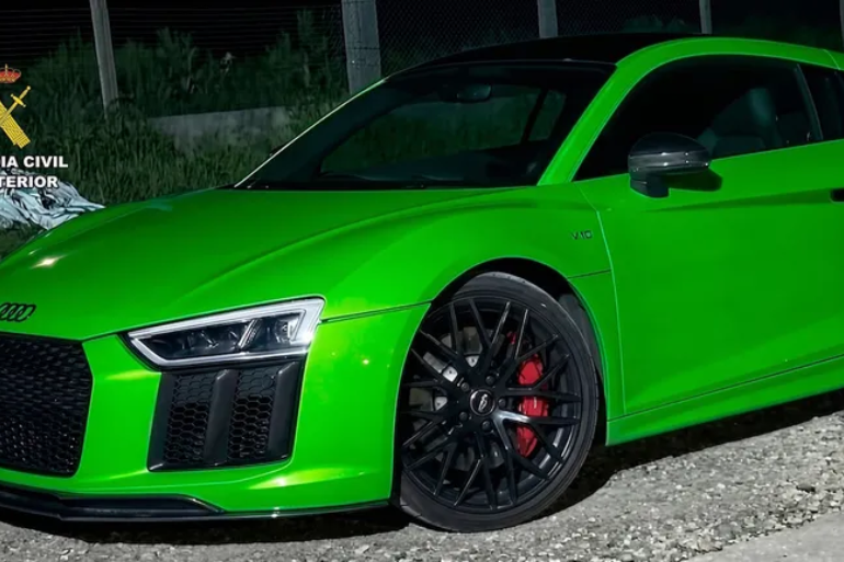 Impactante robo de coche de lujo en Galicia acaba en Ibiza con seis detenidos