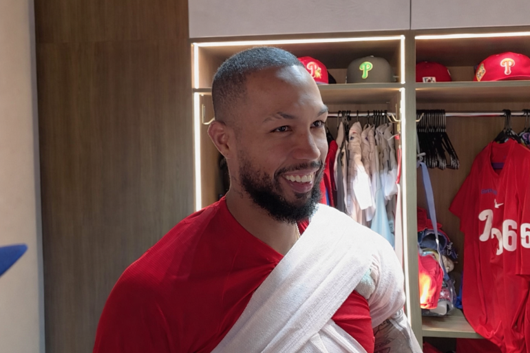 Filis blindan a Sánchez con 107 millones tras su explosión