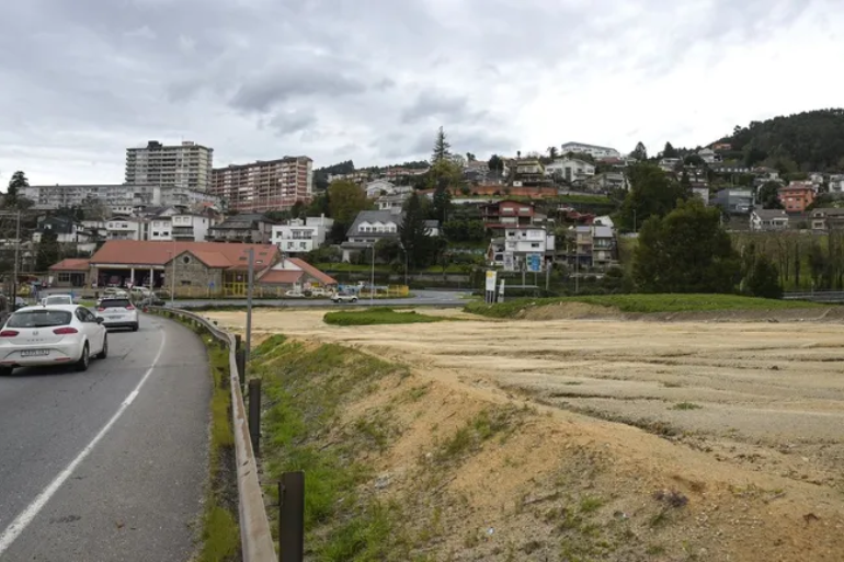 BNG presiona al PSOE por obras paralizadas en Pontevedra: “No hay cheque en blanco”