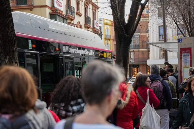 Sevilla paraliza la Campana del 24 al 28 de marzo por obras del Carril Bus Segregado Sevilla paraliza la Campana del 24 al 28