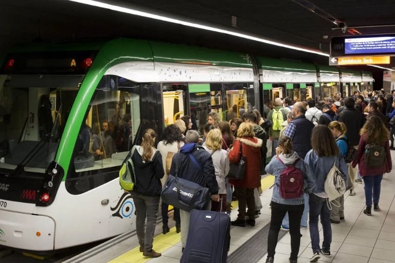 Huelga Metro Málaga suspendida conflicto sigue