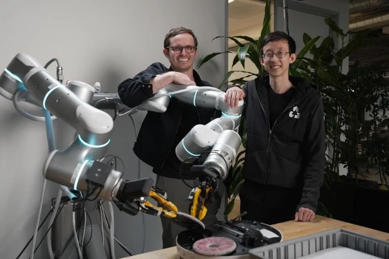 La startup Generalist anticipa el “momento ChatGPT” en la robótica La startup Generalist anticipa el “momento ChatGPT” en la robótica