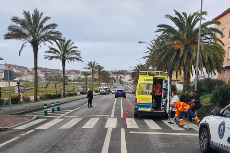 Impactante jornada de accidentes en Sanxenxo: helicóptero medicalizado y tres heridos