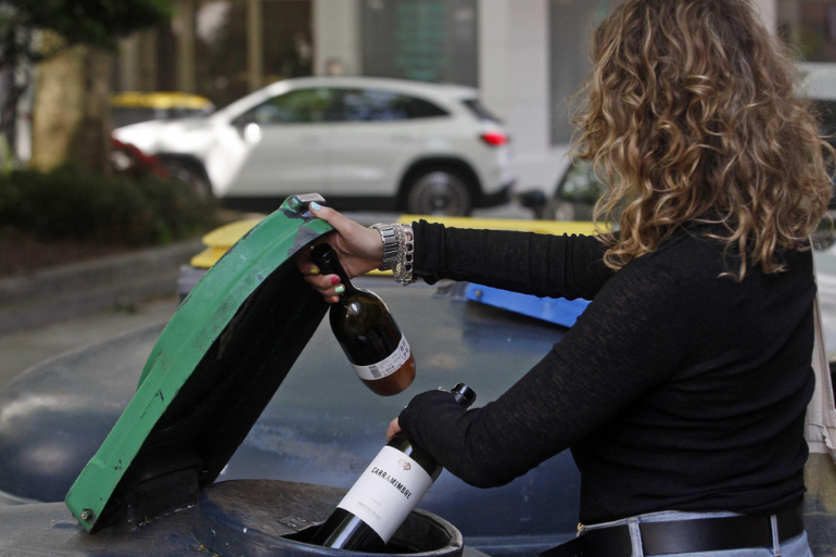Municipios “verdes” en Galicia: Oleiros y Arteixo reciclan 1 200 toneladas de vidrio en 2025