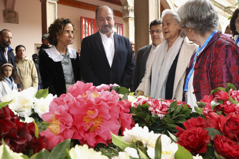 Xunta denuncia el “localismo” en A Coruña, Santiago y Vigo