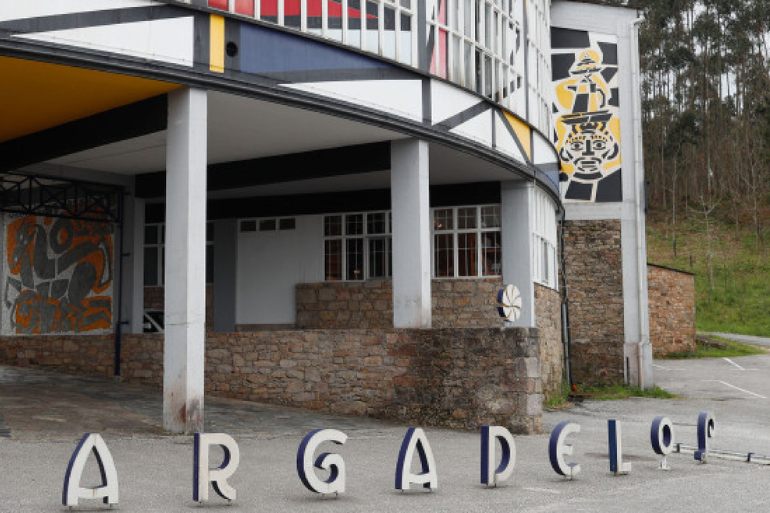 Sargadelos reestructura su cúpula con un consejo asesor tras crisis interna