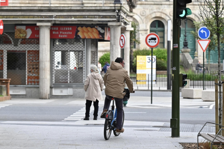 Crisis de convivencia en A Coruña: multas masivas a ciclistas en 2025