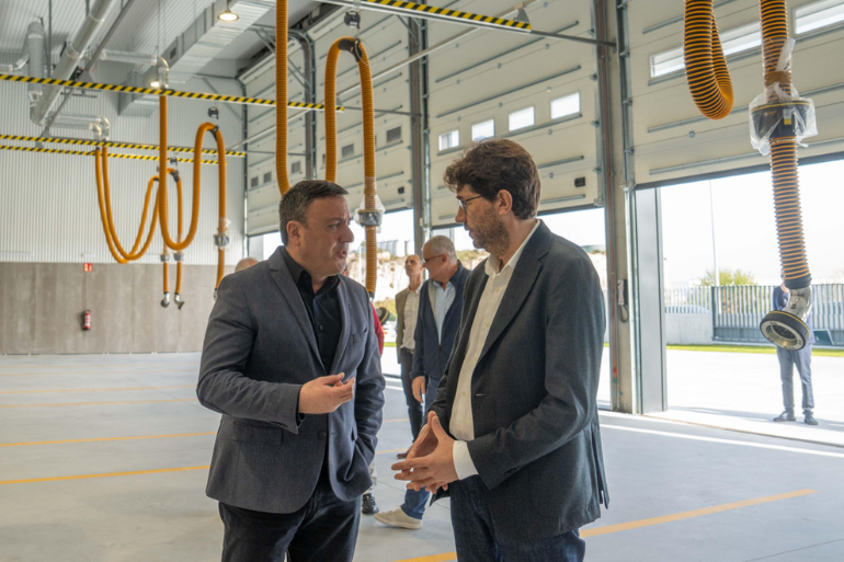 Arteixo entrega el nuevo parque de bomberos al Consorcio y arranca su activación en 2 meses