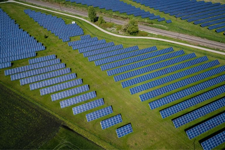 Crisis solar en España: la red eléctrica colapsa ante el exceso de autoconsumo