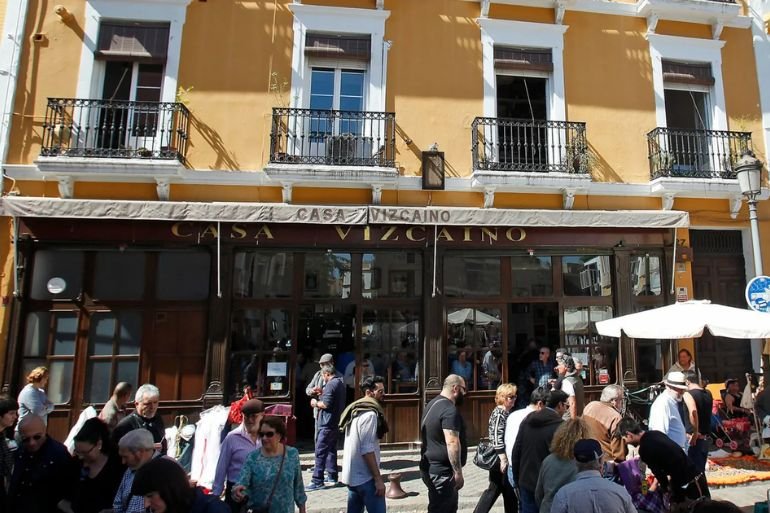 Sevilla reduce un 50% el IBI a hoteles y negocios “emblemáticos” Sevilla reduce un 50% el IBI