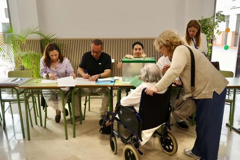 Participación Andalucía 2026 Málaga sube 7 puntos y supera el 50%