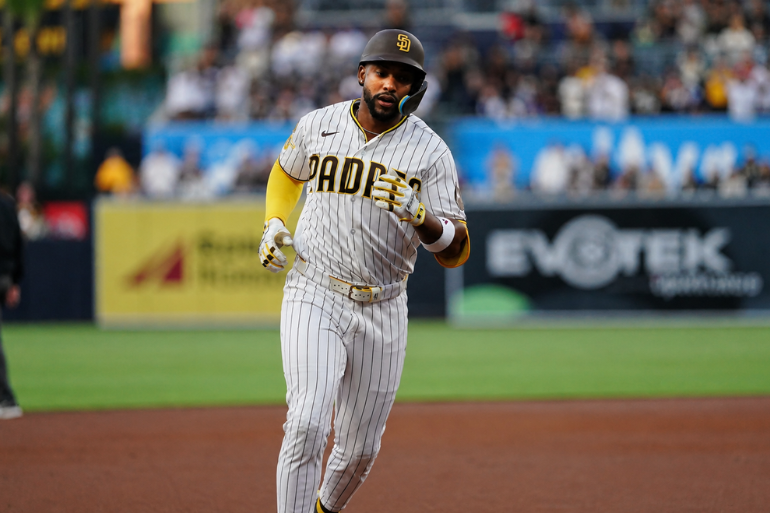 Padres destronan a los Dodgers y conquistan el liderato del Oeste con una victoria de alto voltaje