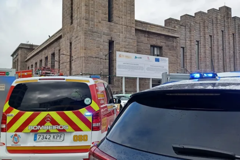 Caos en A Coruña por una fuga de gas en plena remodelación ferroviaria