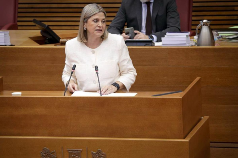 Crisis educativa en Valencia: Ortí se aferra al cargo mientras la huelga docente entra en una fase crítica Crisis educativa en Valencia