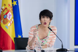 El Gobierno pide esperar tras recibir 900 000 solicitudes de regularización