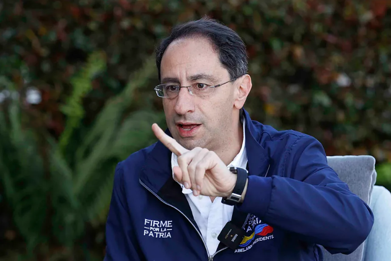 El candidato de Abelardo de la Espriella carga contra Petro: «Deja Colombia peor que durante la pandemia» El candidato de Abelardo de la Espriella carga contra Petro
