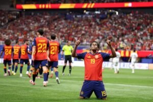 España despierta en el Mundial con una goleada a Arabia Saudí y lanza un aviso a sus rivales España despierta en el Mundial