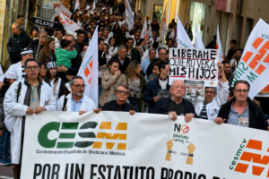 La huelga médica se enquista: más de 280.000 actos suspendidos en la Comunitat Valenciana La huelga médica se enquista