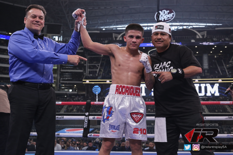 Jesse “Bam” Rodríguez deja vacante el título supermosca del CMB y apunta a conquistar una nueva división