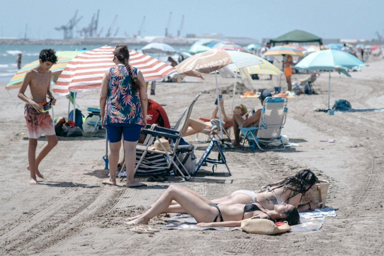 AEMET confirma una ola de calor extrema: la Comunitat Valenciana se prepara para superar los 40 grados AEMET confirma una ola de calor extrema