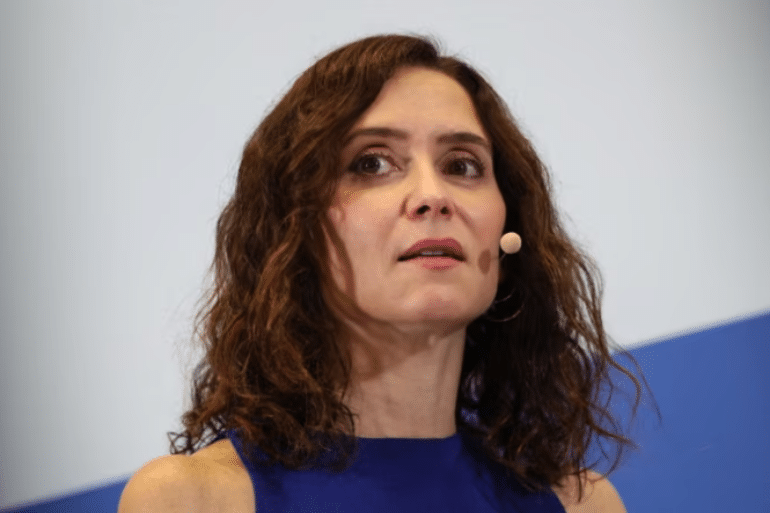 Ayuso exige una condena unánime tras el ataque a militares en Navarra Ayuso exige una condena unánime tras el ataque a militares en Navarra