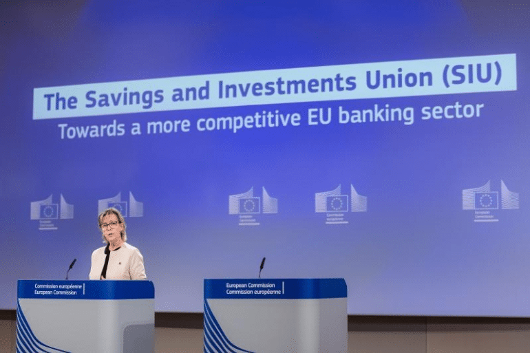 Bruselas prepara una reforma para reforzar la banca europea y facilitar el crédito a empresas y familias Bruselas prepara una reforma para reforzar la banca europea