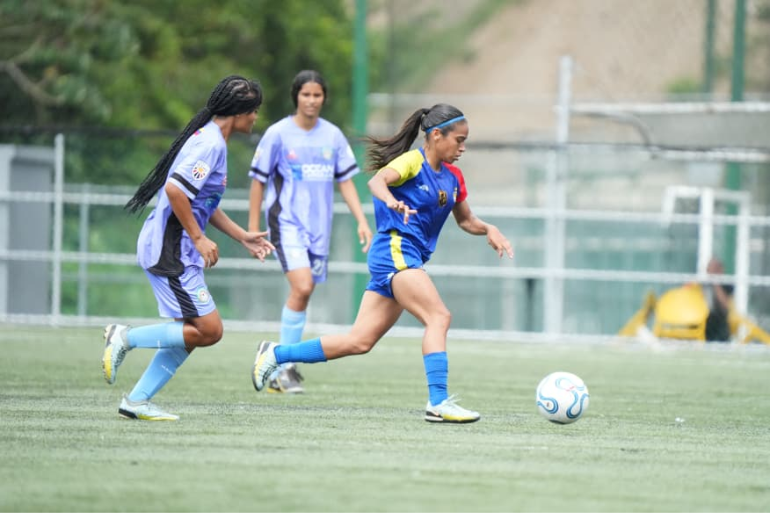 Denises Dávila: «Queremos dejar huella para que el fútbol femenino y el fútbol 7 sean más respetados en Venezuela» Denises Dávila