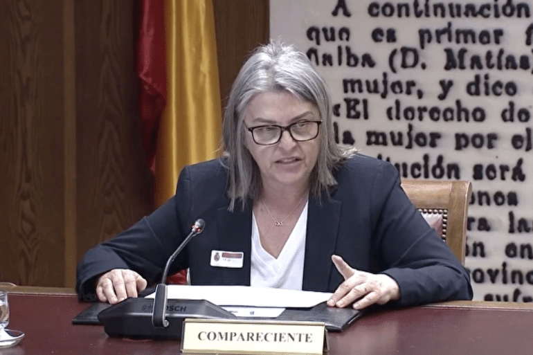 El juez pone bajo la lupa las cuentas de la mujer, la hermana y el cuñado de Santos Cerdán El juez pone bajo la lupa las cuentas de la mujer