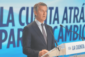 Feijóo anuncia una reforma del Código Civil para frenar la Ley de Nietos