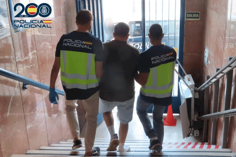 Prisión para un motorista que disparó contra un coche tras una discusión de tráfico en Sagunto Prisión para un motorista que disparó contra un coche