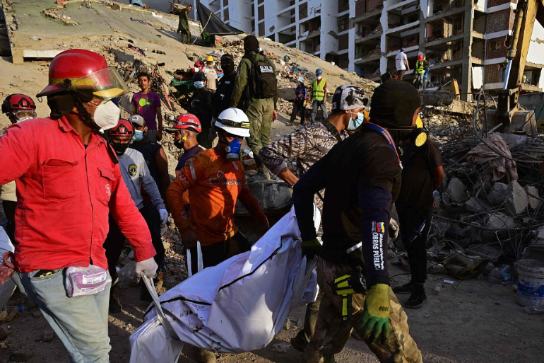 Venezuela se hunde en la tragedia: Ya son 3 685 los muertos por los terremotos y la crisis humanitaria se agrava Terremoto Venezuela