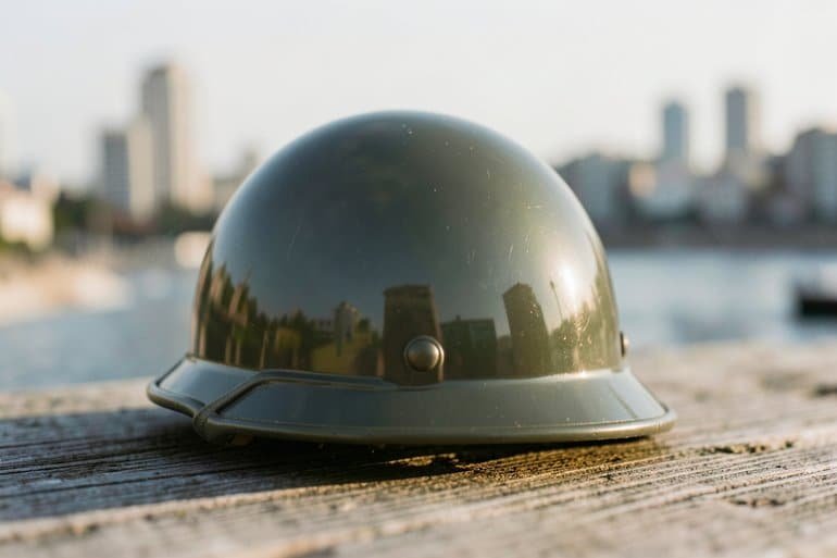 El Gobierno despliega al Ejército para reforzar la Guardia Civil en Ceuta El Gobierno despliega al Ejército para reforzar la Guardia Civil en Ceuta