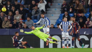 Mat Ryan continuará como portero del Levante para la próxima temporada Mat Ryan continuará como portero del Levante para la próxima temporada