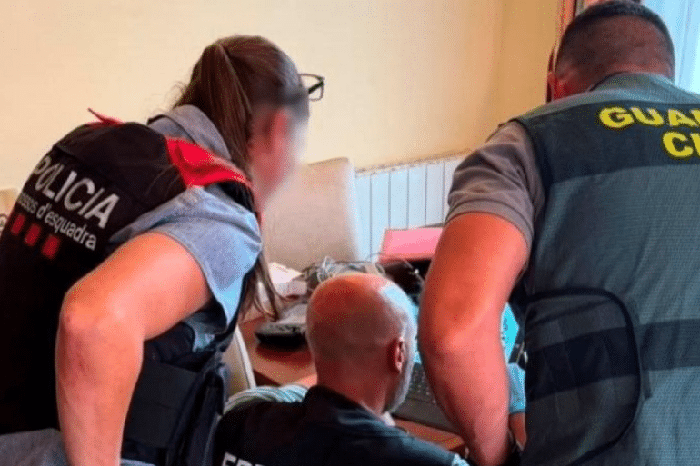 Detenido en Gipuzkoa el presunto líder en España de la peligrosa Red 764 de captación de menores Detenido en Gipuzkoa el presunto líder en España de la peligrosa Red