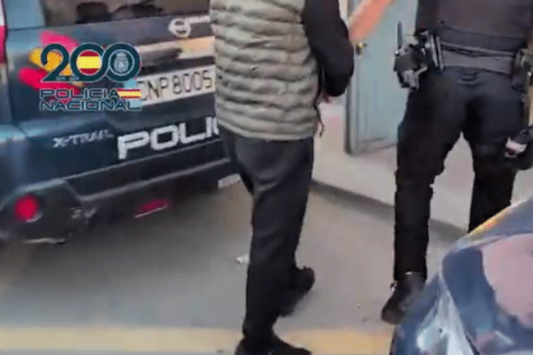 Detenido en Murcia tras usar IA para suplantar más de 30 identidades Detenido en Murcia tras usar IA para suplantar más de 30 identidades