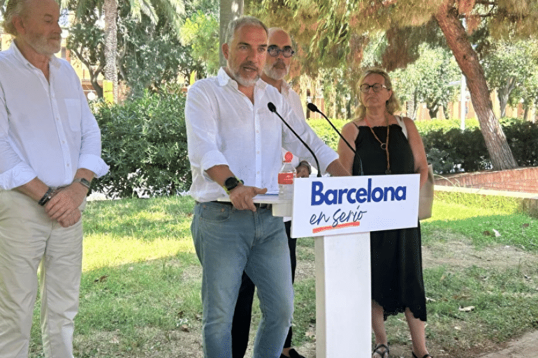 El PP se desmarca de Vox y acudirá a la reunión por los menores de Ceuta El PP se desmarca de Vox
