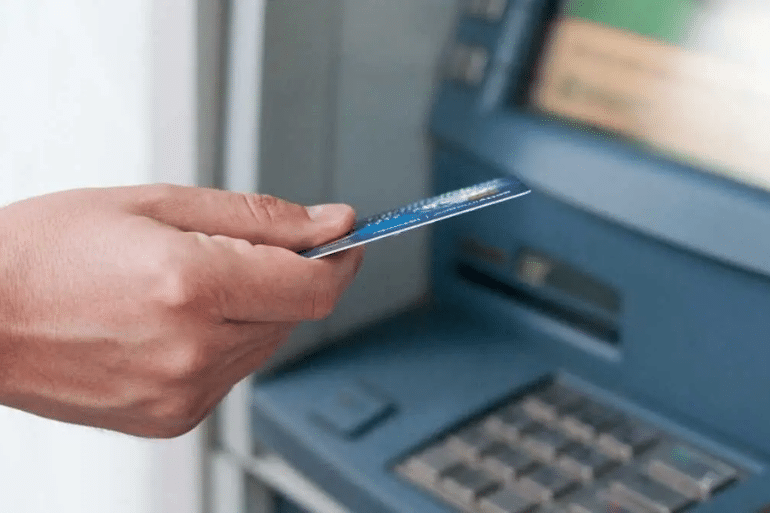 Hacienda acelerará los embargos bancarios: podrá inmovilizar dinero en horas y alcanzar cuentas de pago Hacienda acelerará los embargos bancarios