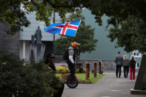 Islandia frena su entrada en la UE: el 52,8 % rechaza reabrir las negociaciones Islandia frena su entrada en la UE