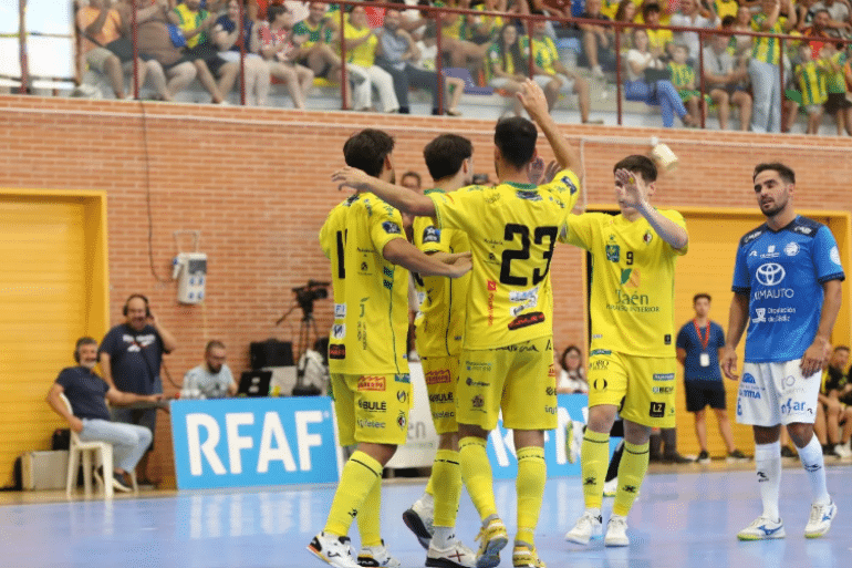 Jaén FS aplasta al Xerez con un 13-2 y jugará la final andaluza Jaén FS aplasta al Xerez con un 13-2