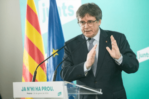 La Generalitat carga contra la Policía por la detención de un aficionado del Barça