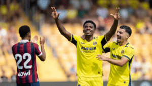 Villarreal vence al Levante 1-0 en derbi de pretemporada Villarreal vence al Levante 1-0 en derbi de pretemporada